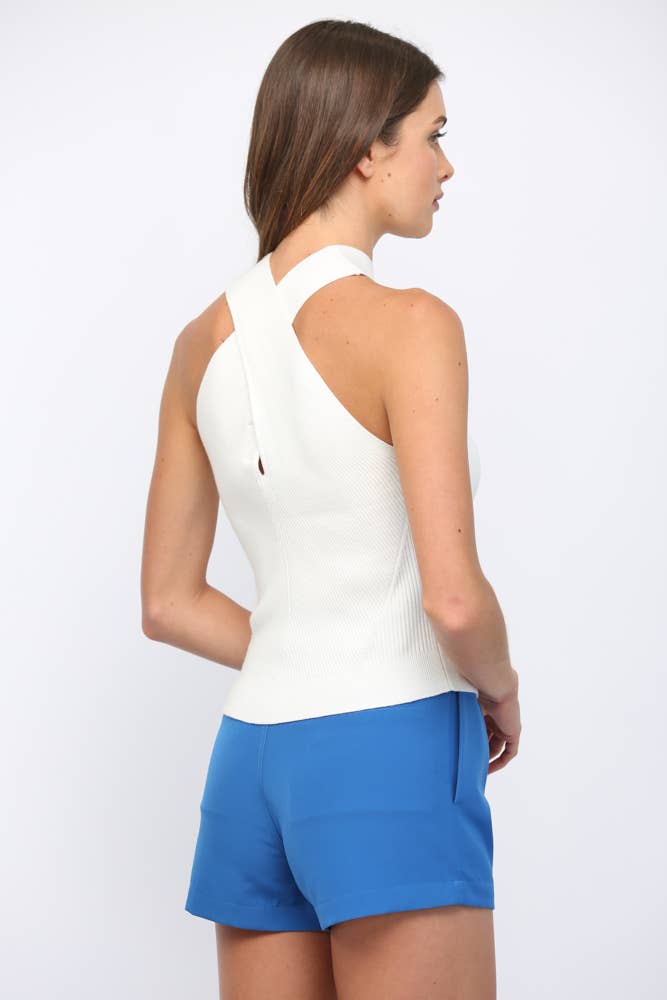 CROSS FRONT HALTER NECK KNIT TOP